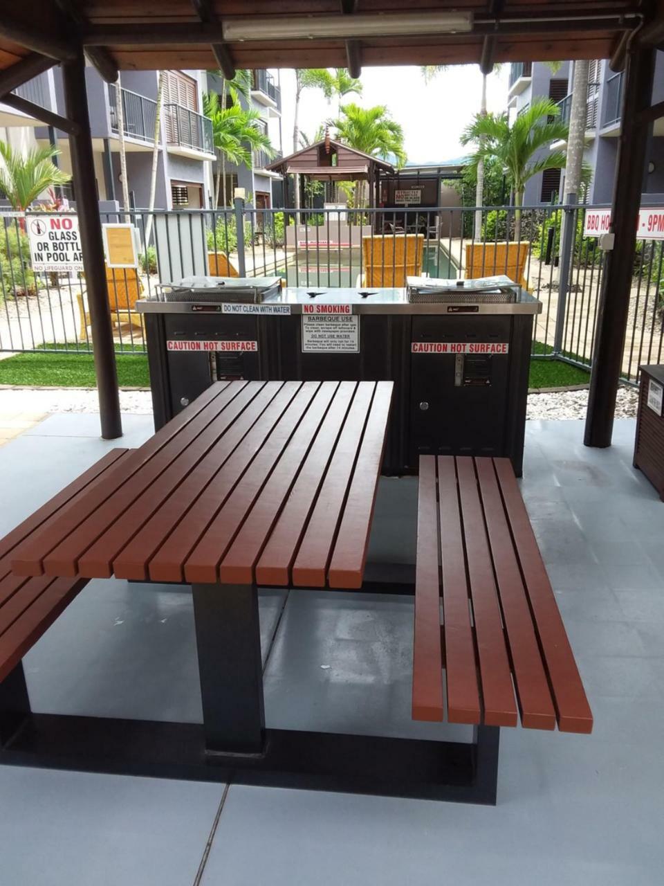 Jackies City Central Apartment แคนส์ ภายนอก รูปภาพ